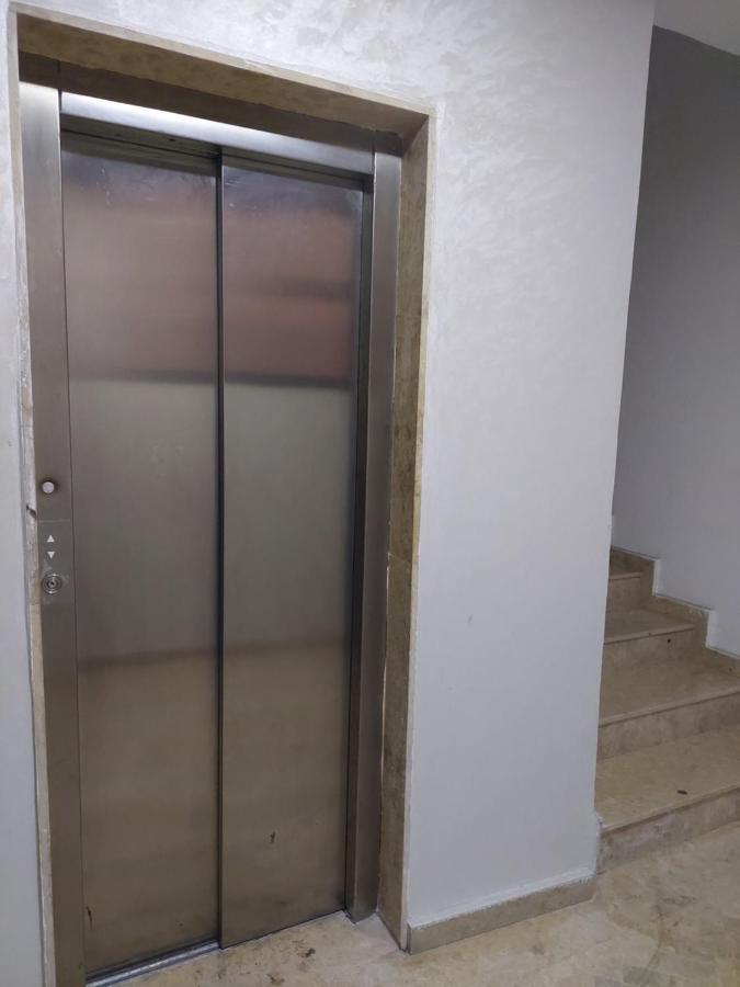 Residence La Corniche Etage 2 Nador Esterno foto