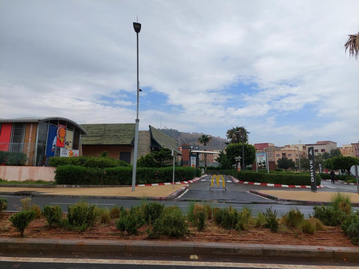 Residence La Corniche Etage 2 Nador Esterno foto